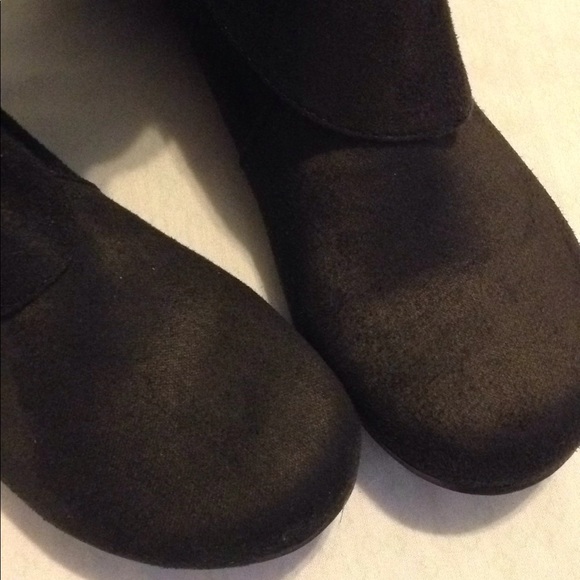 Boots - Picture 2 of 2